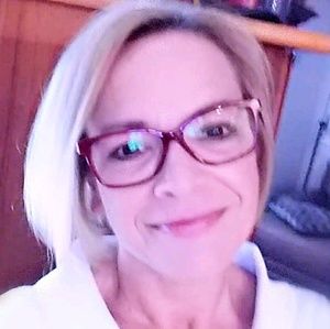 Meet your Posher, Dawn